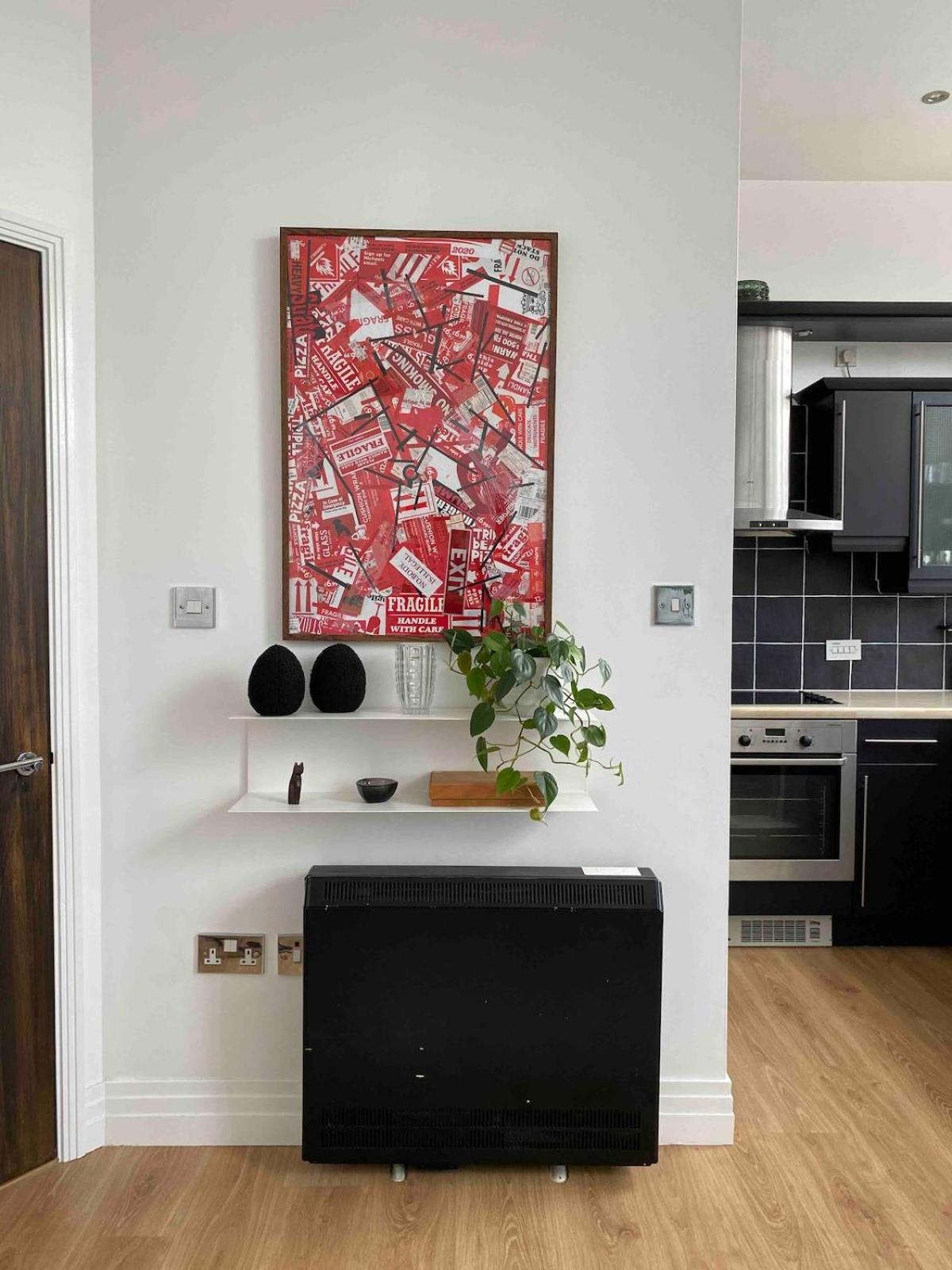 Entire Industrial Style With Free Parking & Wifi Apartment *
